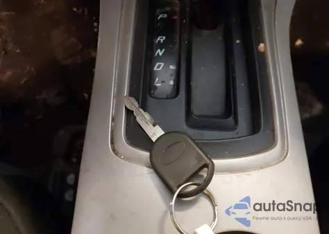 2010 Ford Focus Ses из США, поврежденный, VIN 1FAHP3GNXAW120975